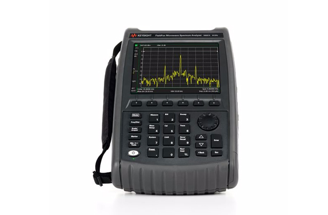 Портативный СВЧ-анализатор спектра FieldFox N9961A