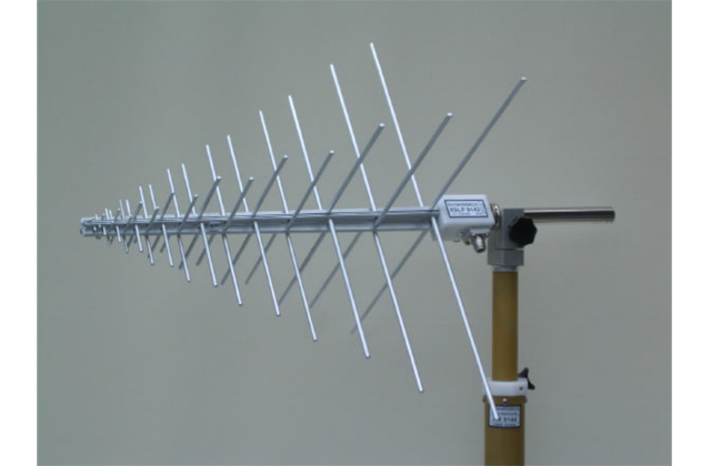 Широкополосная логопериодическая антенна двойной поляризации XSLP 9143 