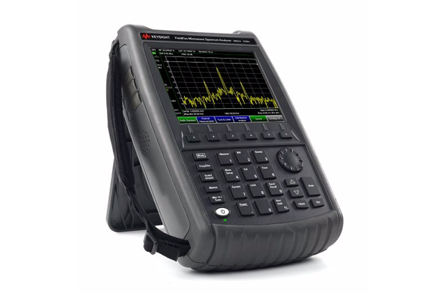 Портативный СВЧ-анализатор спектра FieldFox N9937A