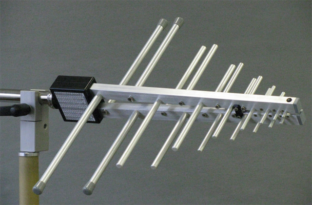 Широкополосная логопериодическая антенна VUSLP 9111-400